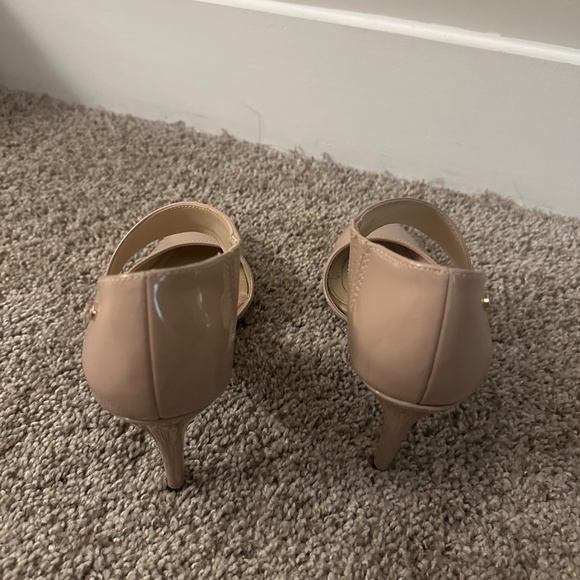 Nude Heels - Picture 4 of 4